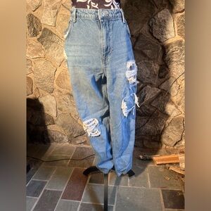 No Boundaries Straight Leg Light Wash Jeans 21